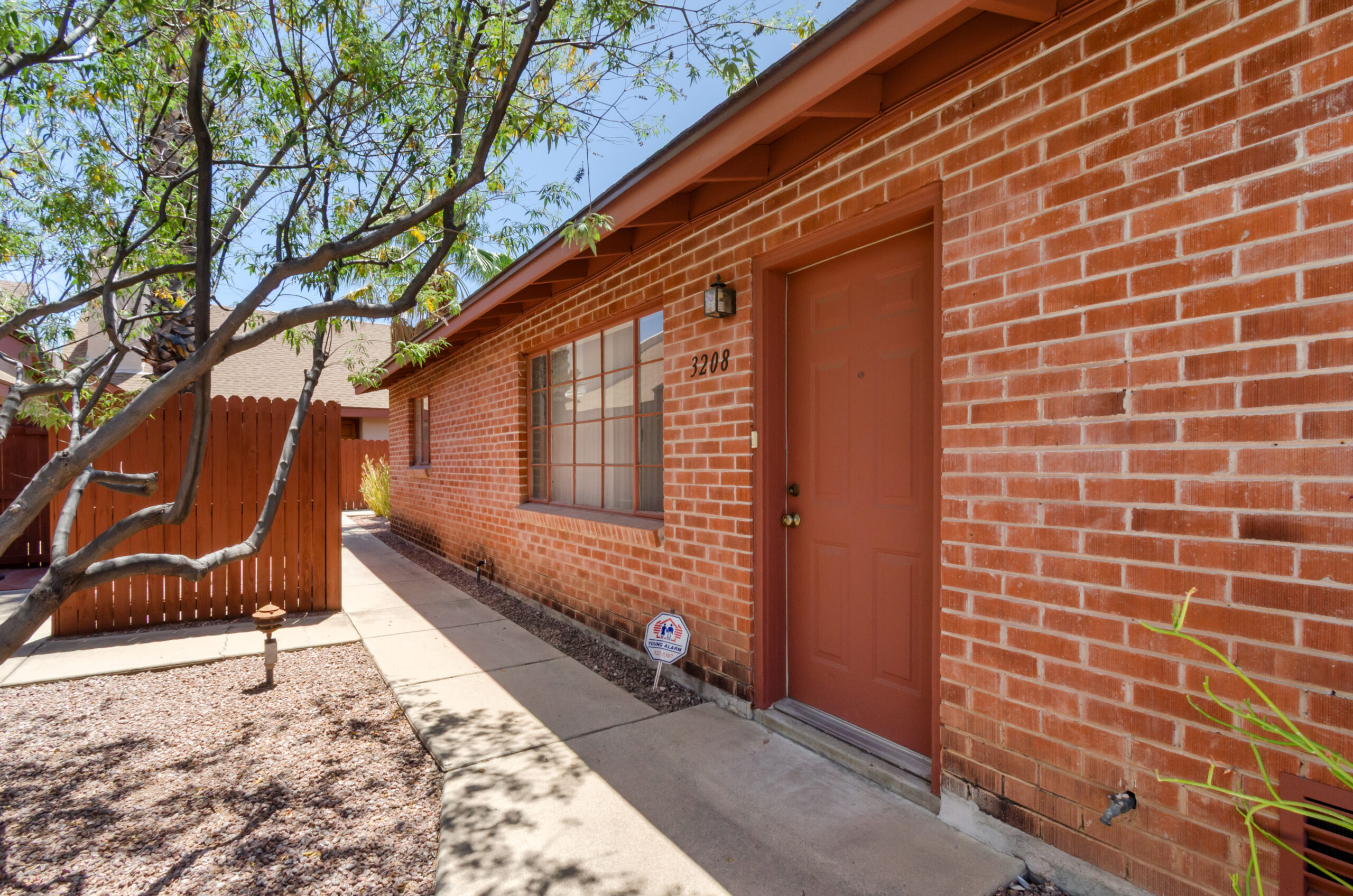 3208 E. Terra Alta Blvd – the perfect blend of convenience and comfort!