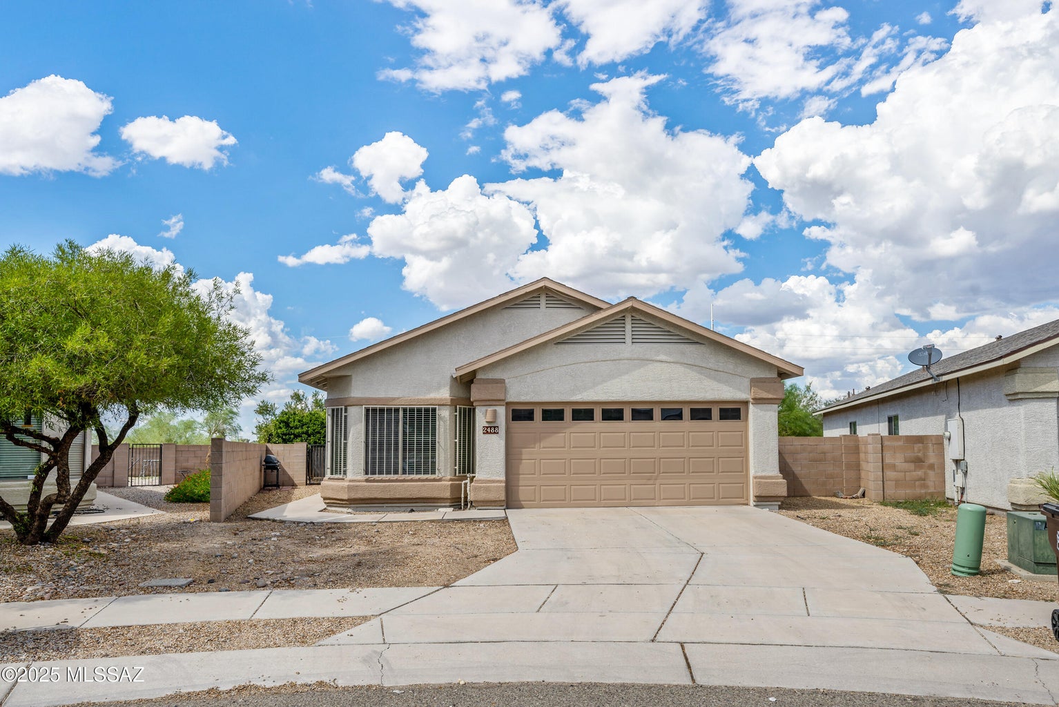 2488 W Waterway Place