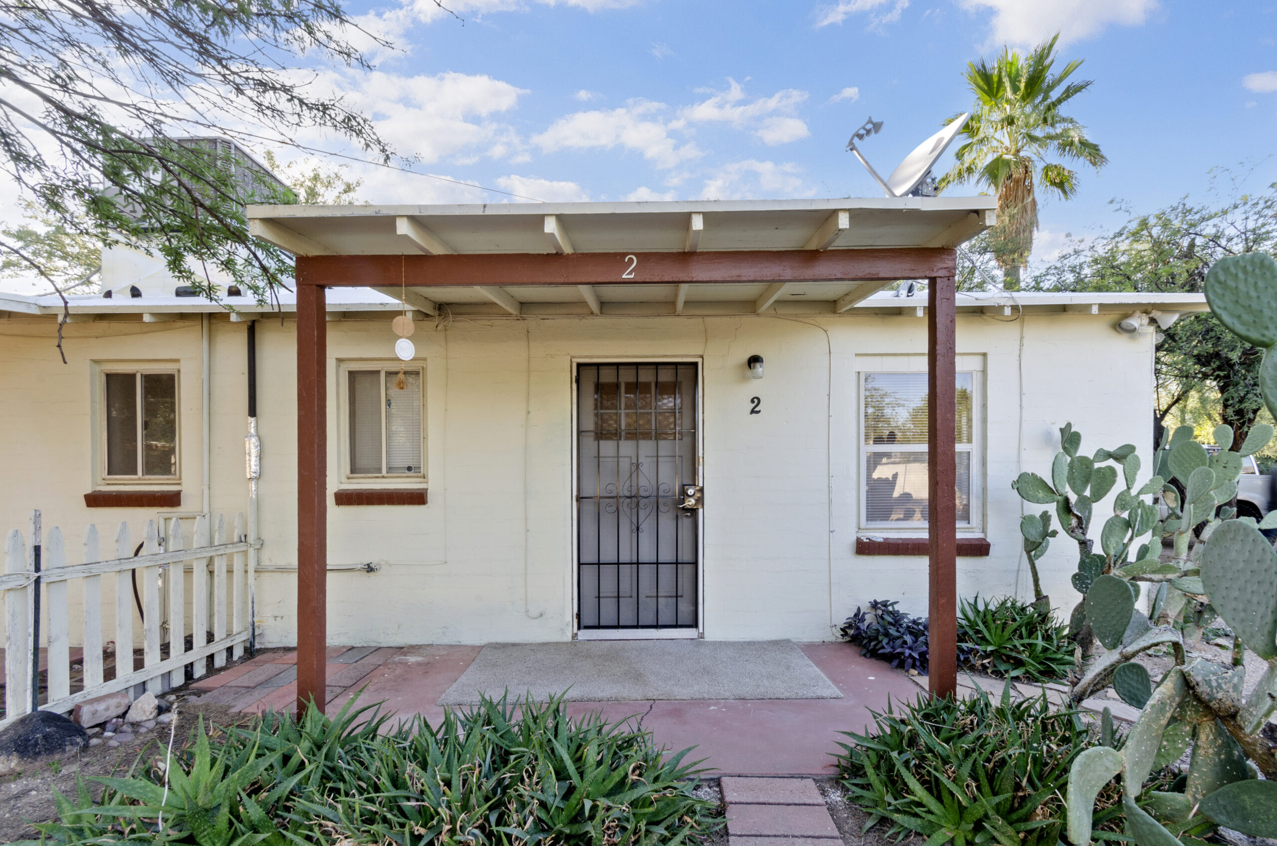 3715 E. Glenn Unit 2