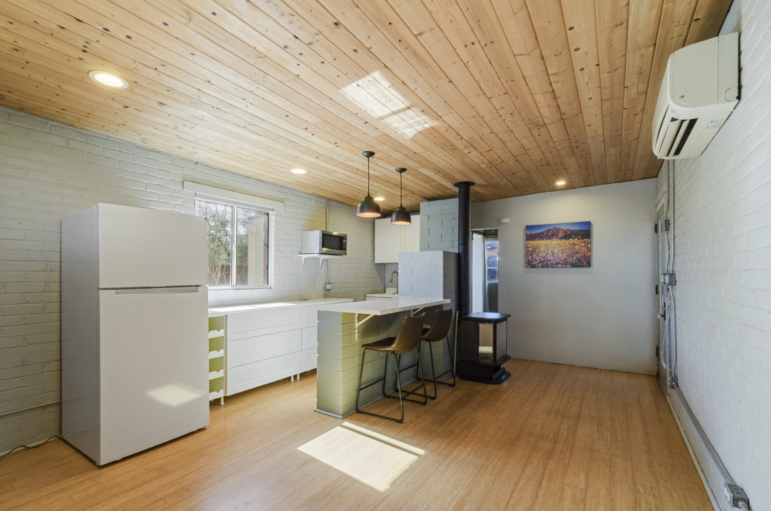 1712E 10th Street Unit 2