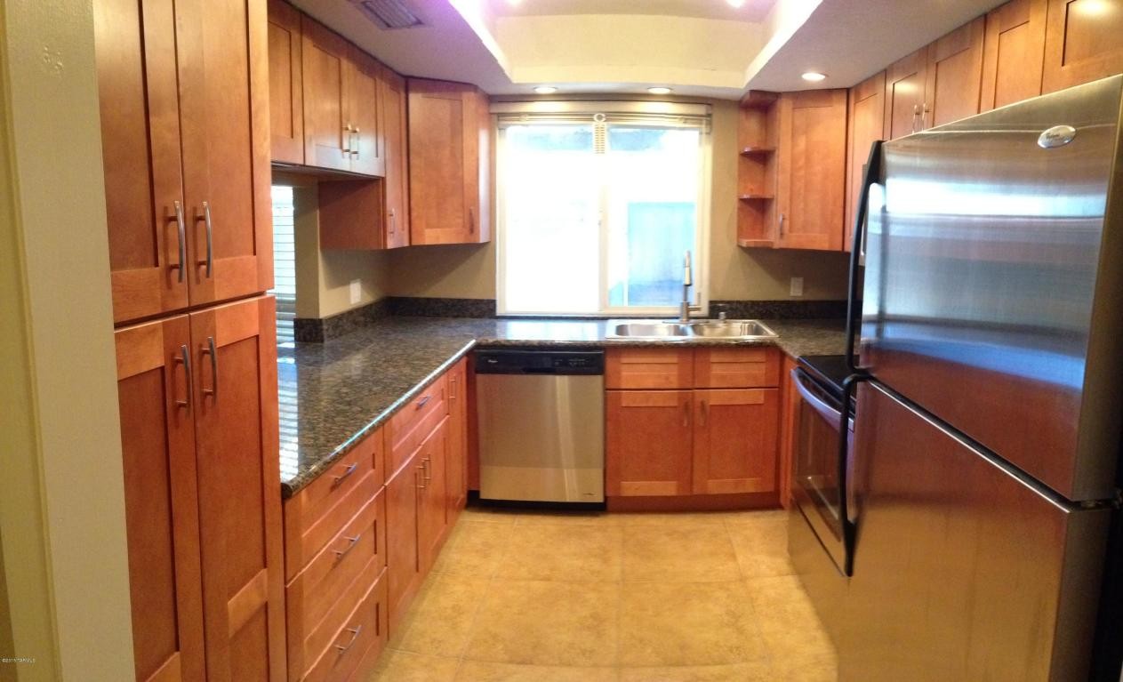 1553 E Prince Road! PreLease!