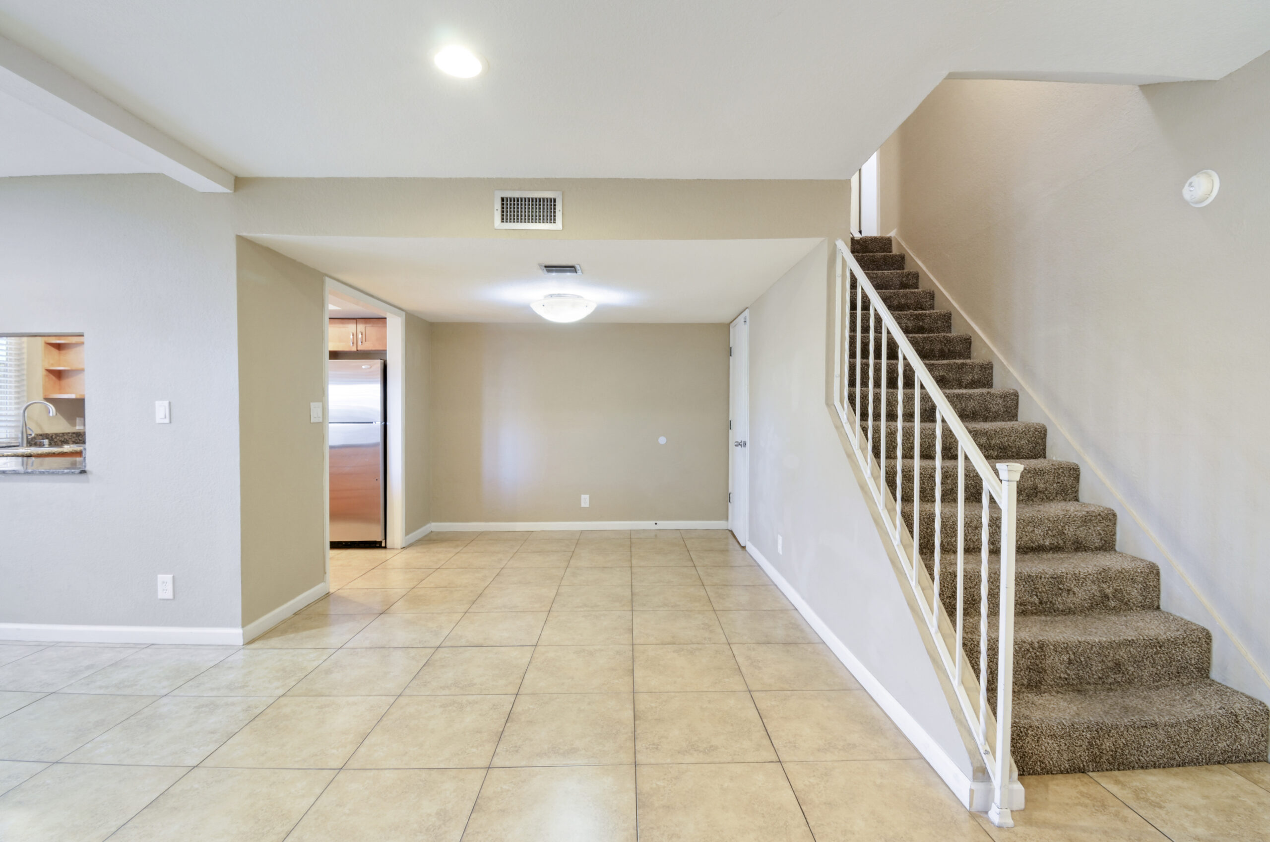 1553 E Prince Road!
